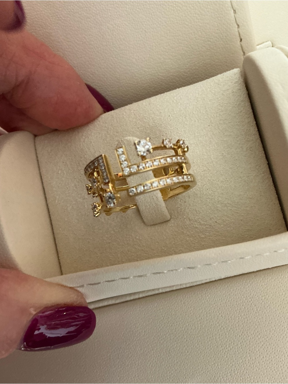 STUNNING DESIGNER MARLI NEW YORK AVENUES 18K GOLD DIAMOND ASYMMETRICAL RING